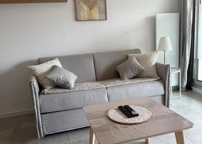 La Parenthèse - 50 M De La *